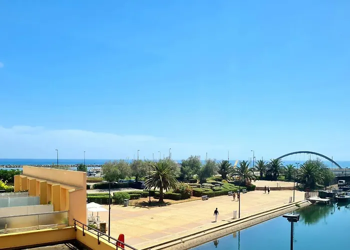 Magnifique Studio A Deux Pas De La Plage Parking